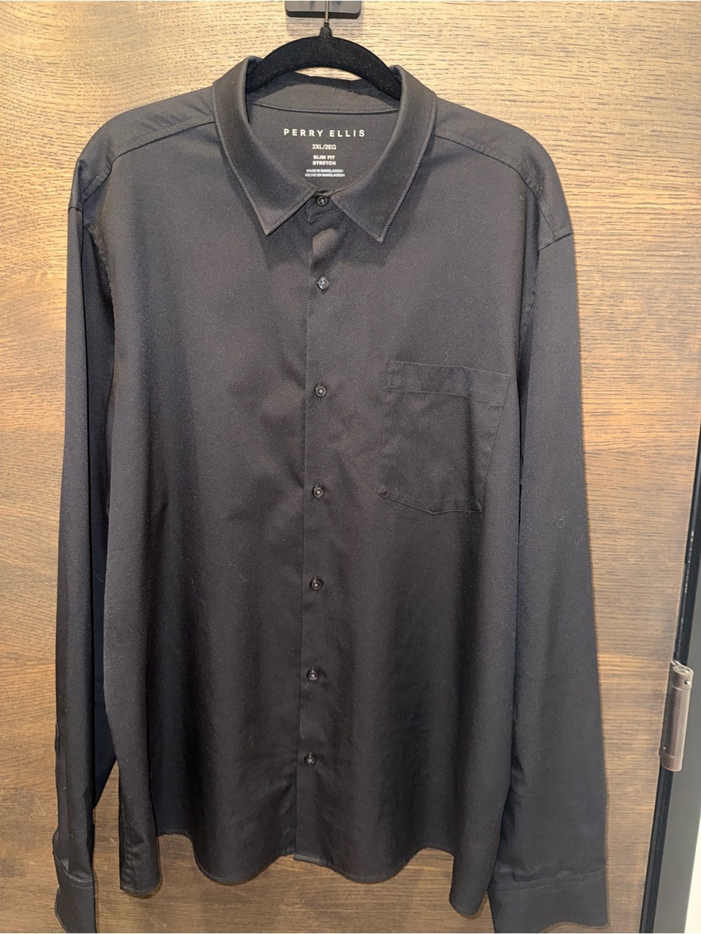 Perry Ellis Black Long-Sleeve Dress Shirt with Chest Pocket